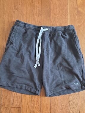 Vineyard Vines Men's Charcoal Athletic Shorts with White Drawstring